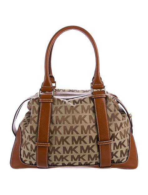 michael kors handväskor|Michael Kors hand bag price.